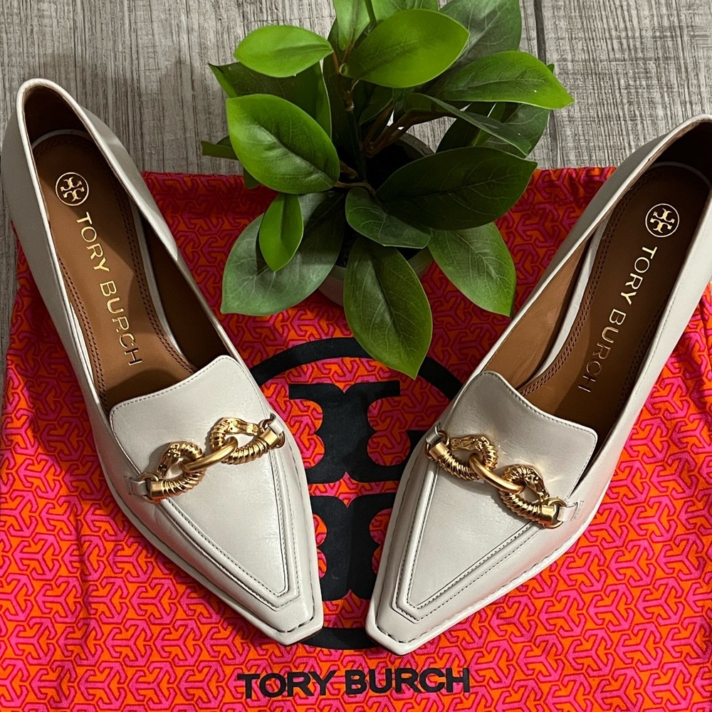 Tory Burch Jessa Shoes - Picture 14 of 16